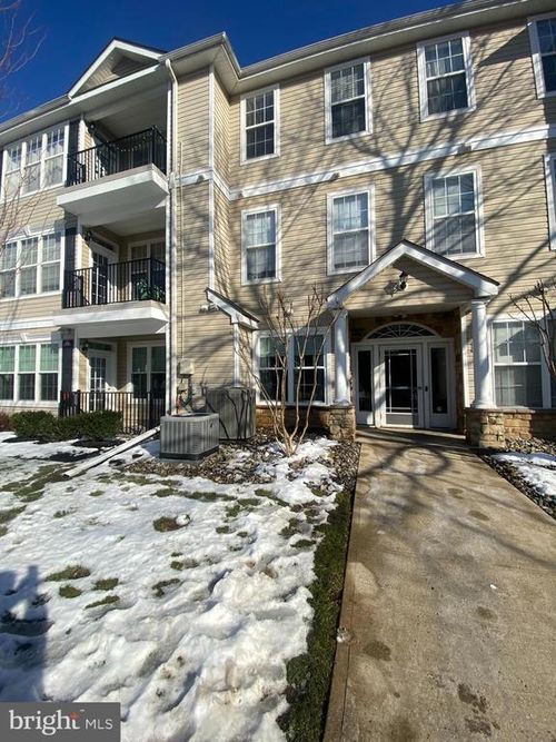 76 Kyle Way, Ewing, NJ, 08628-2521 | Card Image