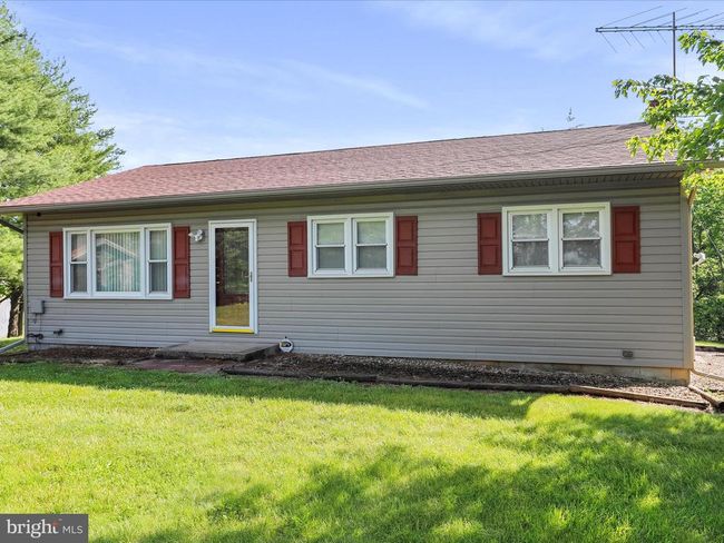 2552 Timber Ridge Rd, House other with 3 bedrooms, 2 bathrooms and null parking in NEEDMORE PA | Image 8