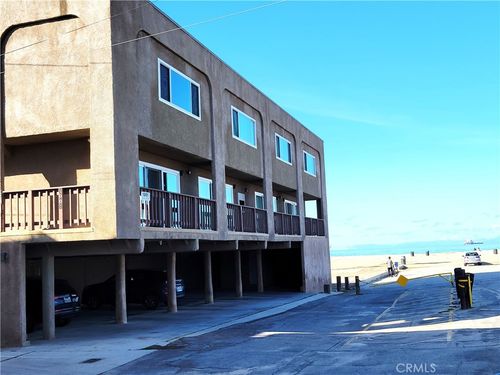 apt-2-1001 Seal Way, Seal Beach, CA, 90740-6444 | Card Image