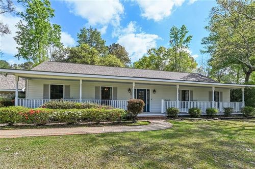 107 Heatherstone Ln, Covington, LA, 70433-6257 | Card Image