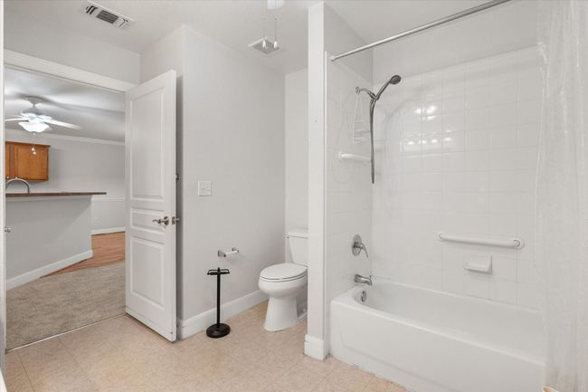 867 Kitty Hawk Ln, House other with 2 bedrooms, 2 bathrooms and null parking in Grand Prairie TX | Image 33