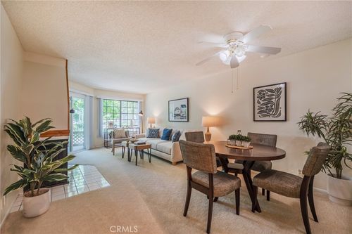 unit-13-700 E Lake Dr, Orange, CA, 92866-2732 | Card Image