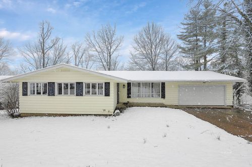 41 Briarwood Dr, Athens, OH, 45701-1302 | Card Image