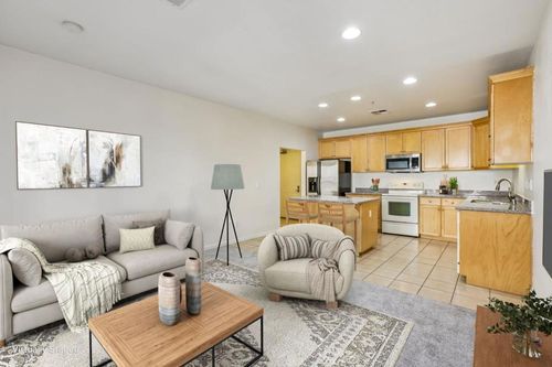 210-88 N Jackson Ave, San Jose, CA, 95116-3470 | Card Image