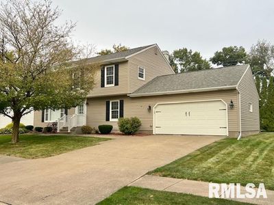 3618 74 Th Street, House other with 4 bedrooms, 2 bathrooms and null parking in Moline IL | Image 2