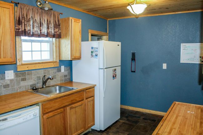 1136 Elm St, House other with 3 bedrooms, 2 bathrooms and null parking in CHILLICOTHE MO | Image 4
