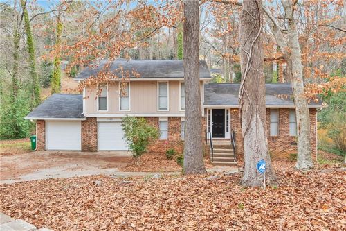 5900 Simone Dr, Stone Mountain, GA, 30087-5137 | Card Image
