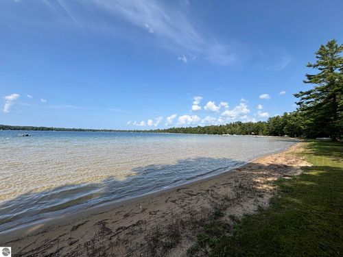 14438 Williams Drive, Elk Rapids, MI, 49629 | Card Image