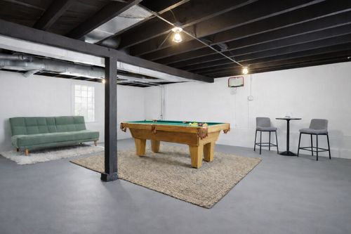 4575 N Narragansett Ave, Chicago, IL, 60630-3029 | Card Image