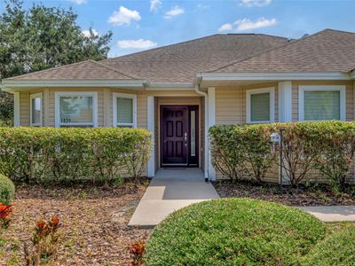 1829 Delwood Way, House other with 3 bedrooms, 2 bathrooms and null parking in THE VILLAGES FL | Image 2