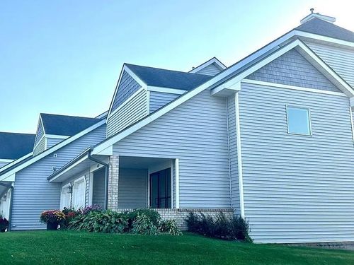 105-410 1st St Se, Little Falls, MN, 56345-3052 | Card Image