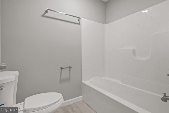 1500 Embassy Dr, Townhouse with 5 bedrooms, 4 bathrooms and null parking in HARRISBURG PA | Image 29