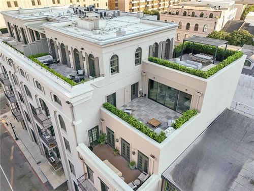 phb-416 Common St, New Orleans, LA, 70130-2451 | Card Image