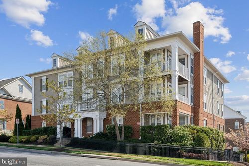 apt-304-12901 Clarks Crossing Dr, CLARKSBURG, MD, 20871-5320 | Card Image