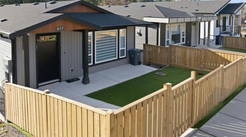 917 Old Victoria Rd, Nanaimo, BC, V9R0L3 | Card Image