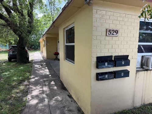 3-529 Nw 8th Ave, Fort Lauderdale, FL, 33311-8102 | Card Image