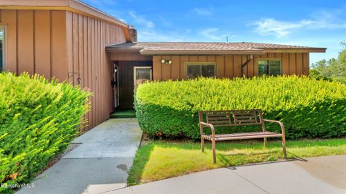 26 Churchill Crst, Pittsfield, MA, 01201-1222 | Card Image