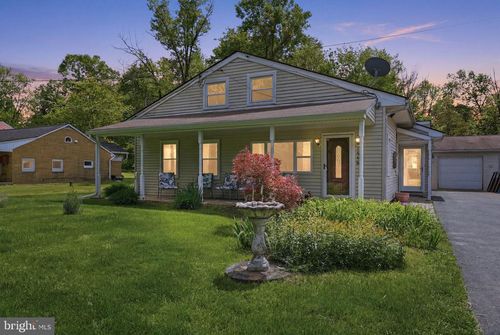 1696 Chestnut Ridge Rd, UPPER BLACK EDDY, PA, 18972-9786 | Card Image