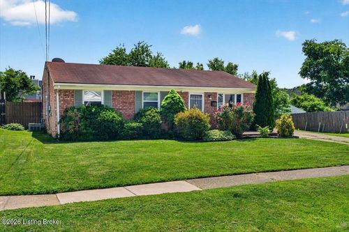 5412 Fruitwood Dr, Louisville, KY, 40272-4916 | Card Image