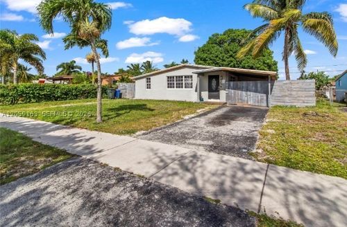 741 Ne 58th St, Oakland Park, FL, 33334-3543 | Card Image
