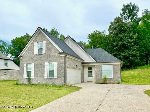 5592 Tucker Landing Dr, Horn Lake, MS, 38637-1089 | Card Image