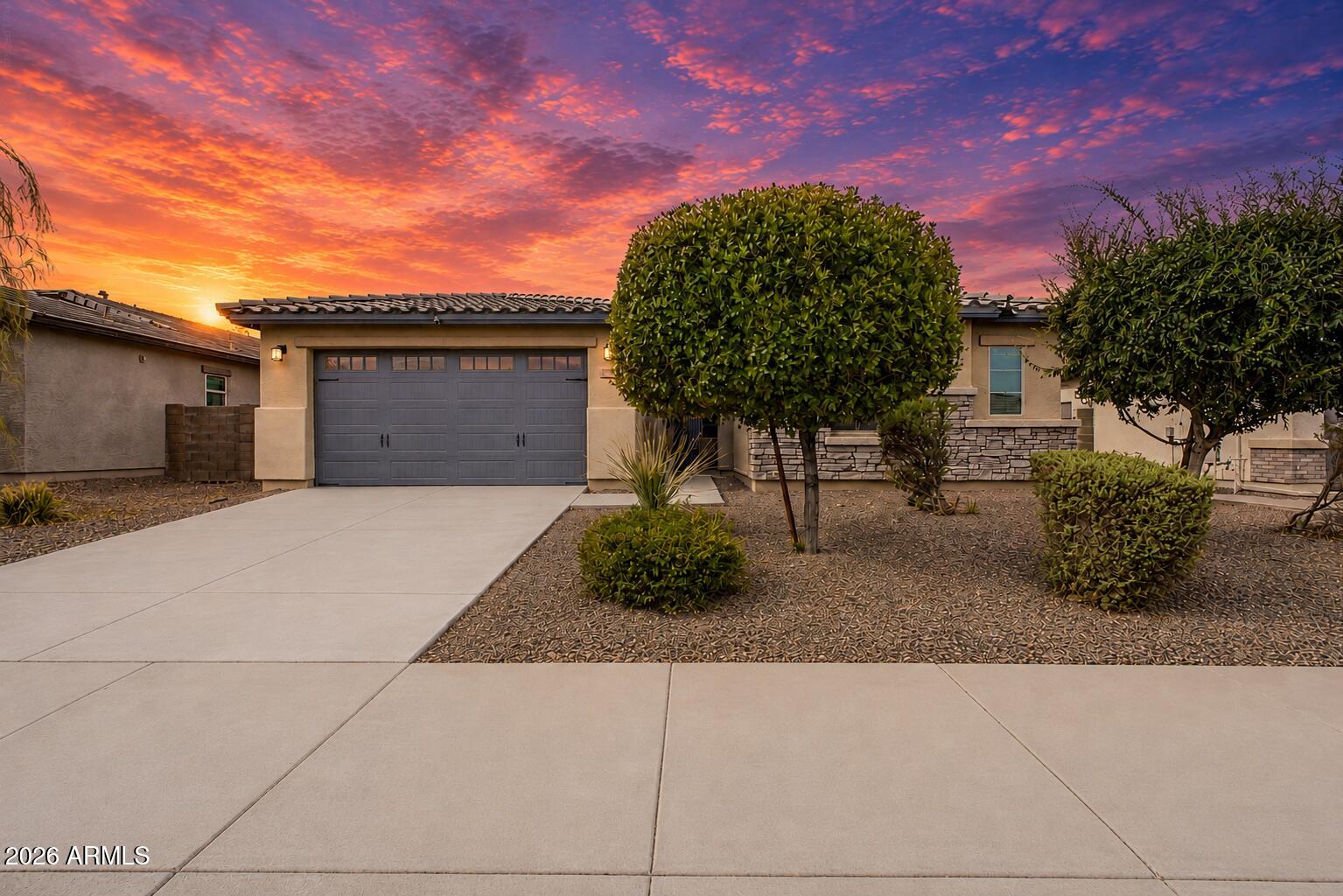 Residential in Waddell