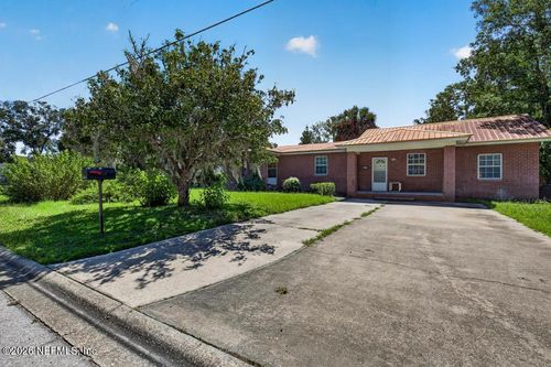 615 Walburg St, Green Cove Springs, FL, 32043-2845 | Card Image