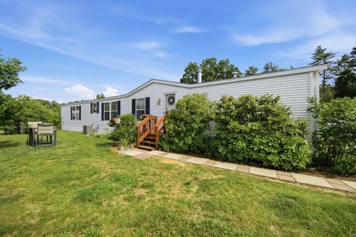 37 Circle Dr, Belmont, NH, 03220-4444 | Card Image
