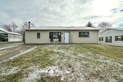 617 Nelson Dr, Mooresville, IN, 46158-1102 | Card Image