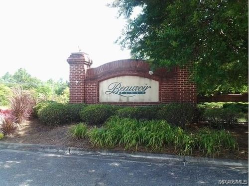 1319 Old Park Row, Montgomery, AL, 36117-4394 | Card Image