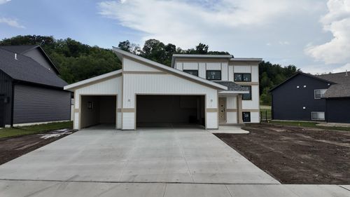 1893 Hadley Hills Dr Ne, Rochester, MN, 55906-5470 | Card Image
