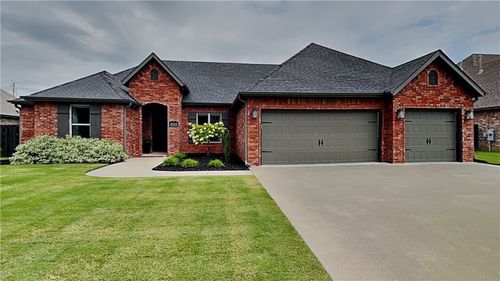 4503 W Canopy Meadows Dr, Rogers, AR, 72758-6014 | Card Image