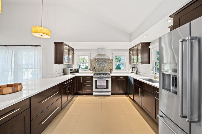 141 Cornell St, House other with 4 bedrooms, 3 bathrooms and 5 parking in Newton MA | Image 4