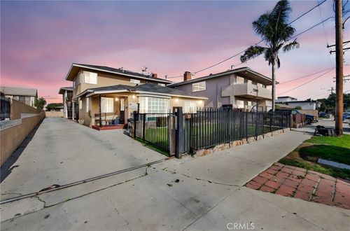 4351 W 142nd St, Hawthorne, CA, 90250-7156 | Card Image