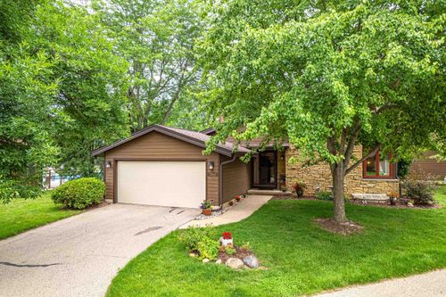 7540 Widgeon Way, Madison, WI, 53717 | Card Image