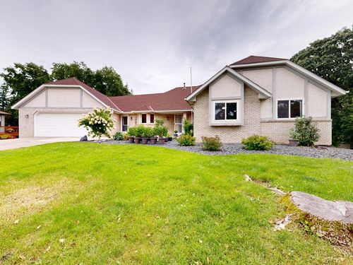 2242 Jennifer Ln, North Saint Paul, MN, 55109-2850 | Card Image