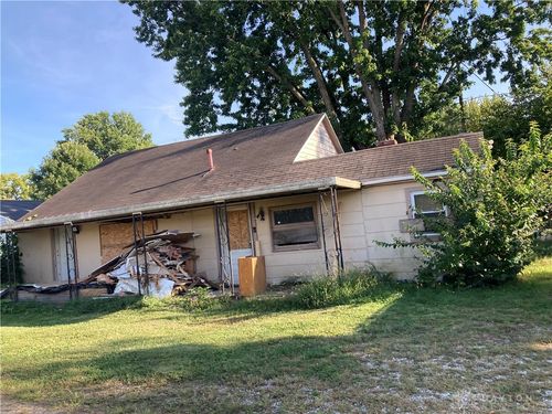 429 Tulip Rd, Medway, OH, 45341-1555 | Card Image