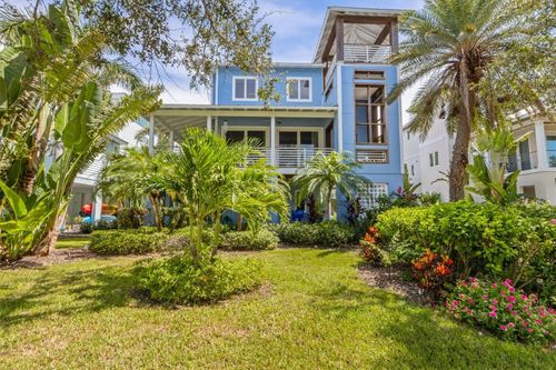 311 Firehouse Ct, LONGBOAT KEY, FL, 34228-1105 | Card Image