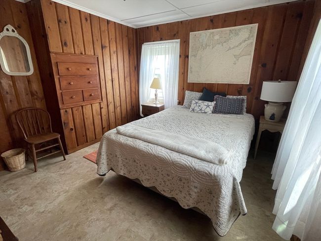 7 Laurel St, House other with 3 bedrooms, 1 bathrooms and 3 parking in Mattapoisett MA | Image 12