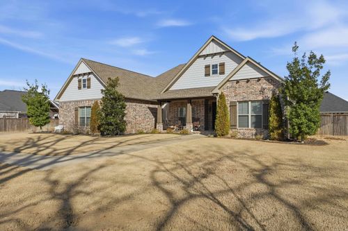 2930 Shadow Ln, Conway, AR, 72034-5030 | Card Image