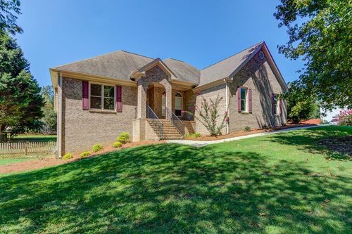 550 Nellie Ln, Loganville, GA, 30052-5607 | Card Image