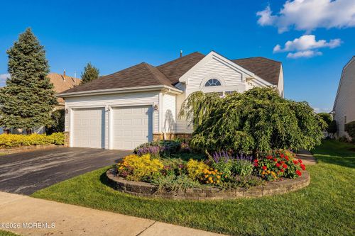 10 Arcadia Dr, Manchester, NJ, 08759-6161 | Card Image