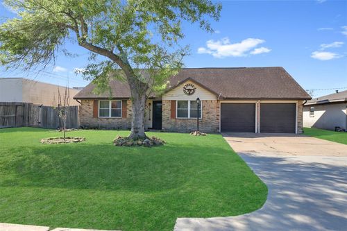 2818 Spa Dr, Deer Park, TX, 77536-6024 | Card Image