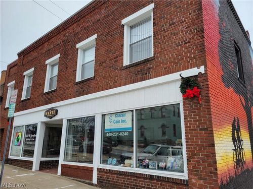 107 Water St, Chardon, OH, 44024-1258 | Card Image