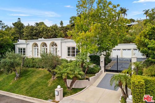 475 Martin Ln, Beverly Hills, CA, 90210-1933 | Card Image