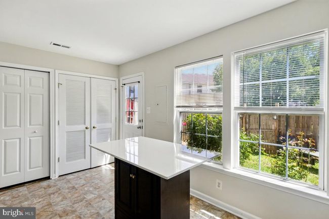 7688 Wankoma Dr, Townhouse with 3 bedrooms, 3 bathrooms and null parking in REMINGTON VA | Image 11