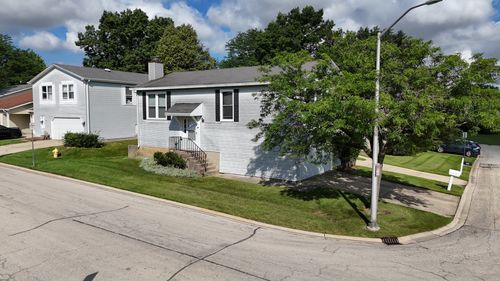 371 Payson Cir, Glendale Heights, IL, 60139-1731 | Card Image