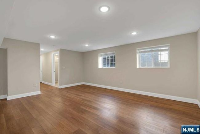 474 Walnut St, Home with 3 bedrooms, 3 bathrooms and null parking in Ridgefield NJ | Image 29