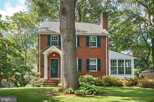 3511 3rd St N, ARLINGTON, VA, 22201-1715 | Card Image