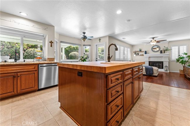 Kitchen | Image 13
